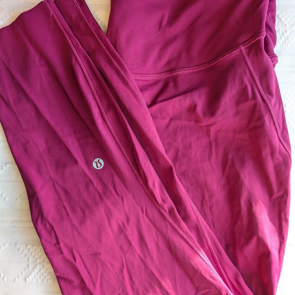 Lululemon base pace high rise running tight 25"